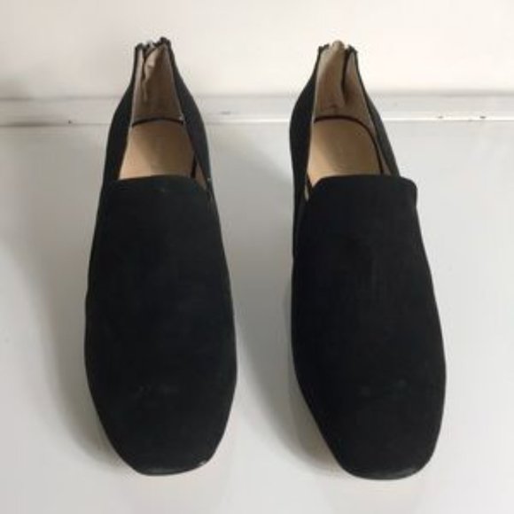 Adrienne Vittadini Suede Lave Classic Shootie Pump - Picture 3 of 7